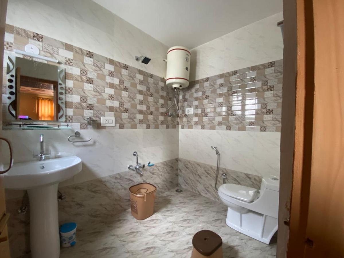Penthouse Villa Srīnagar 외부 사진