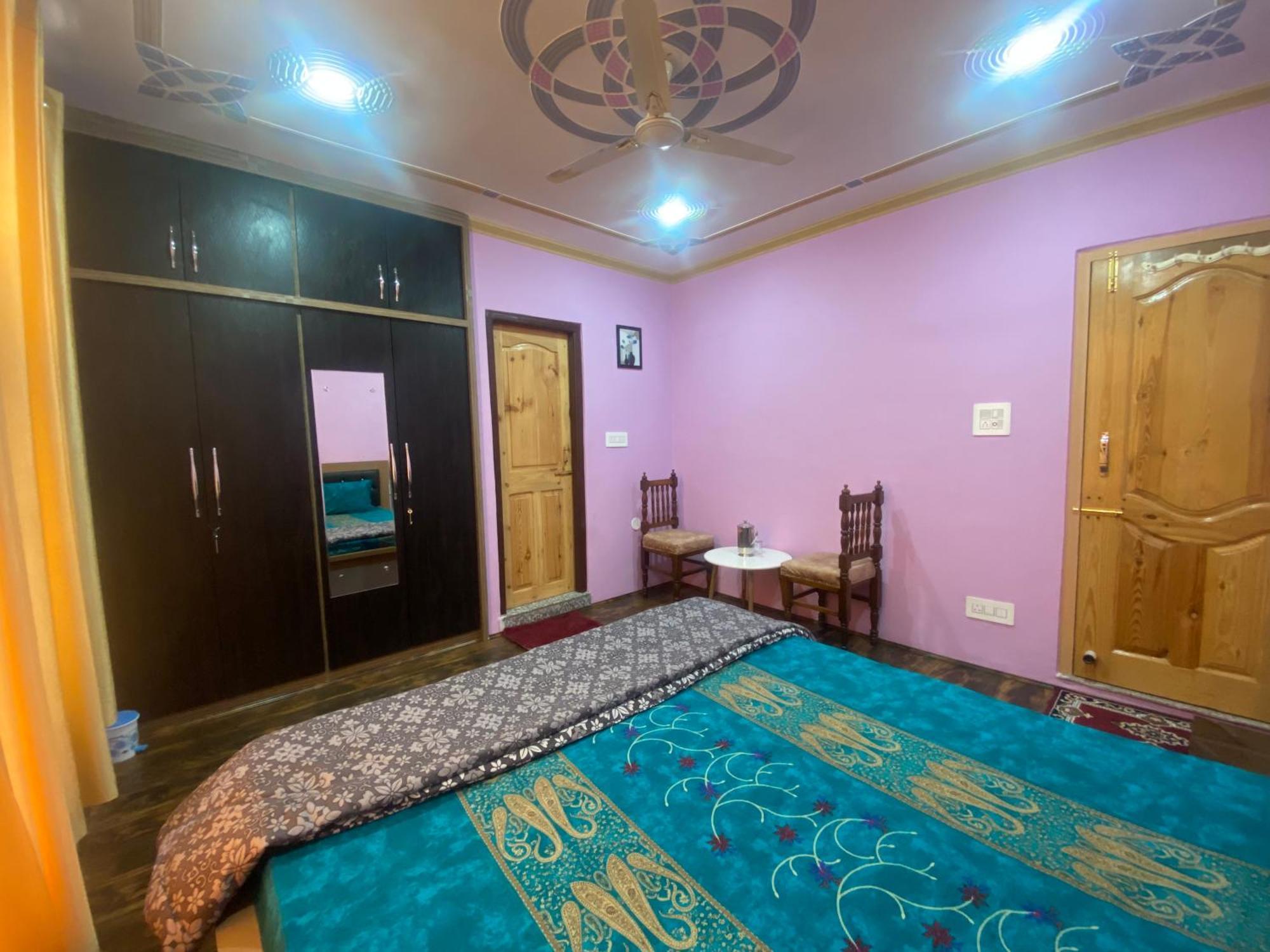 Penthouse Villa Srīnagar 외부 사진