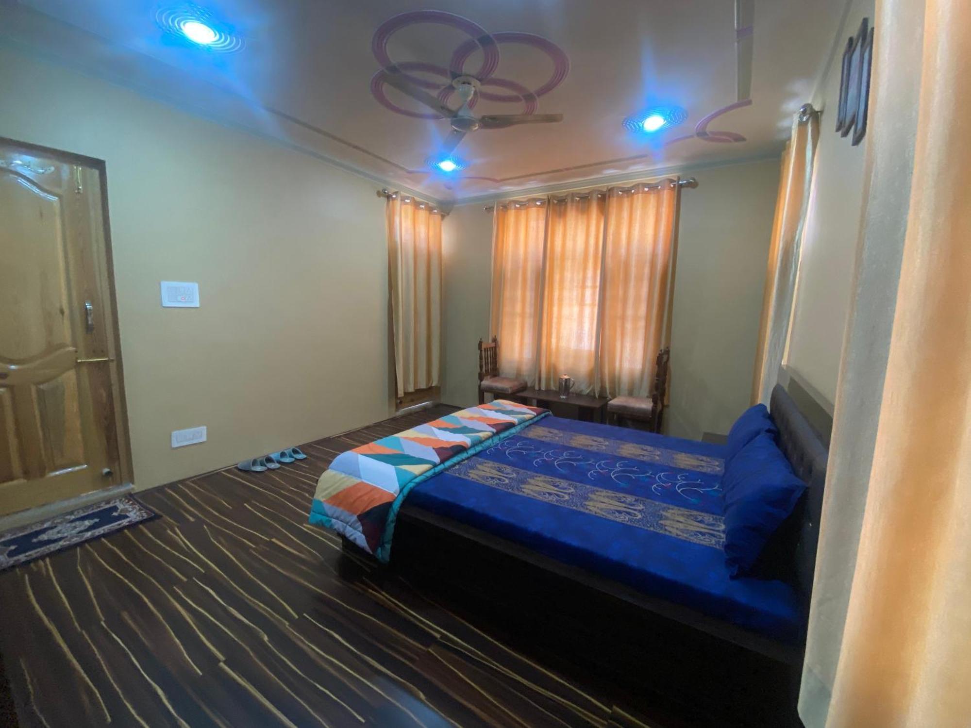 Penthouse Villa Srīnagar 외부 사진